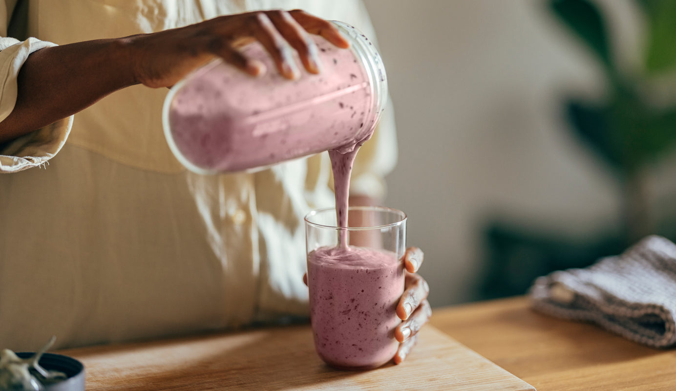 Raspberry, spinach and green tea smoothie