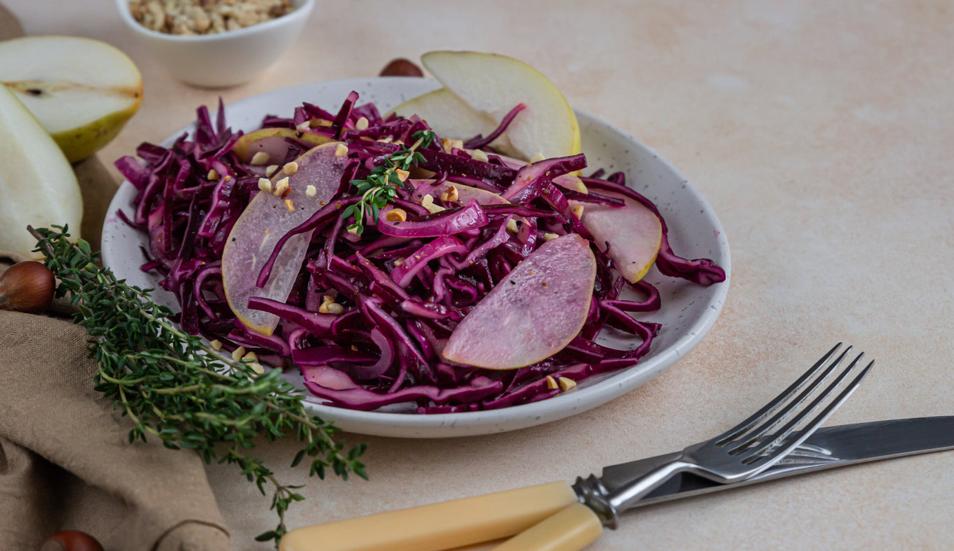 Wintery red cabbage and apple